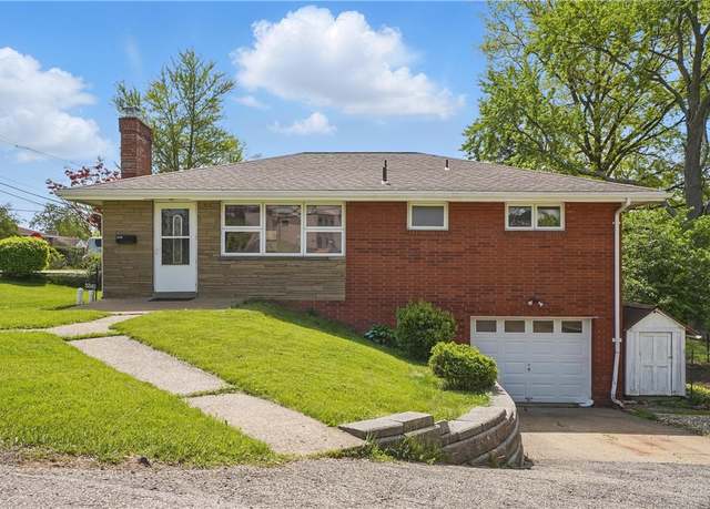 Property at 5340 Wolfe Dr, Baldwin Boro, PA 15236, 3 beds, 2 baths