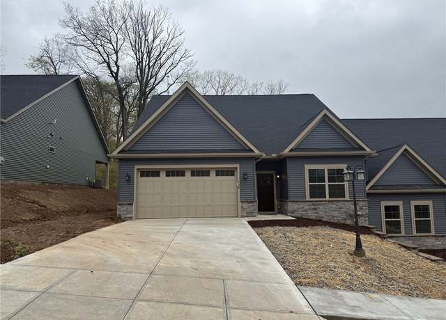 Property at 109 Hemingway Ln, Kennedy Twp, PA 15108, 2 beds, 2 baths