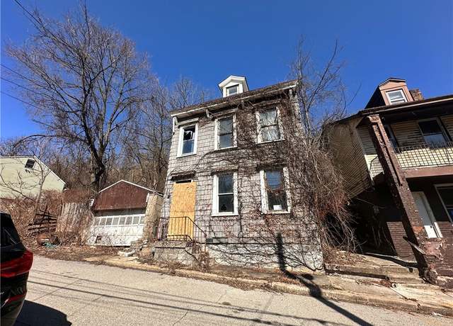 Property at 1264 High St, Spring Garden, PA 15212, 4 beds, 1.5 baths