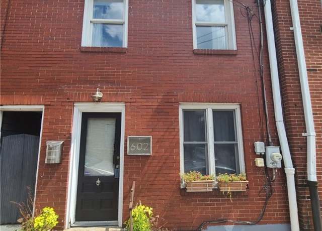 Property at 602 Middle St, Central North Side, PA 15212, 2 beds, 1.5 baths
