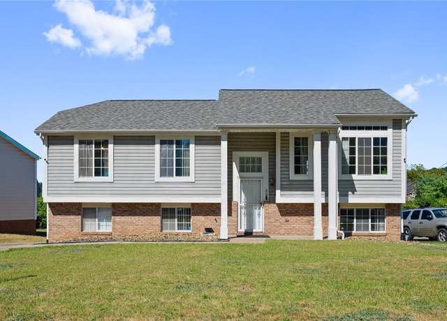 Property at 32 Parklane Dr, Homewood-brushton, PA 15208, 3 beds, 2.5 baths