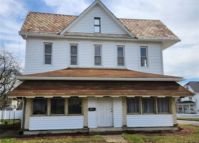 Property at 201 2nd St, City Of But Ne, PA 16001, 4 beds, 2 baths