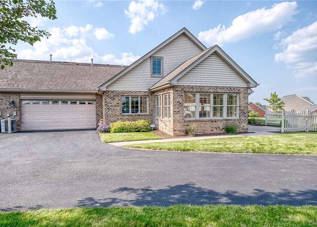 Property at 4115 Duckhorn Dr, Moon/crescent Twp, PA 15108, 3 beds, 2.5 baths