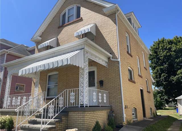 Property at 919 Warren Ave, New Castle/4th, PA 16101, 3 beds, 1.5 baths