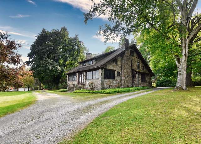 Property at 3765 SE State Route 257, Cranberry Twp - Ven, PA 16346, 3 beds, 1.5 baths