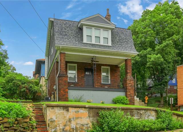 Property at 217 S Starr Ave, Avalon, PA 15202, 3 beds, 1 bath