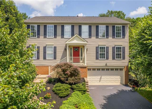 Property at 7075 Highland Creek Dr, South Fayette, PA 15017, 4 beds, 3.5 baths