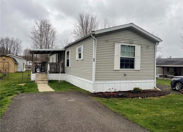 Property at 7224 W Market St Unit 96-W, Lackawannock Twp, PA 16137, 2 beds, 2 baths