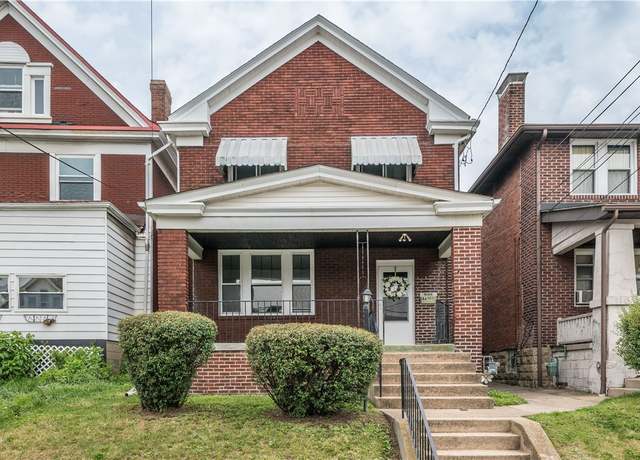 Property at 46 Stewart Ave, Carrick, PA 15227, 3 beds, 1 bath
