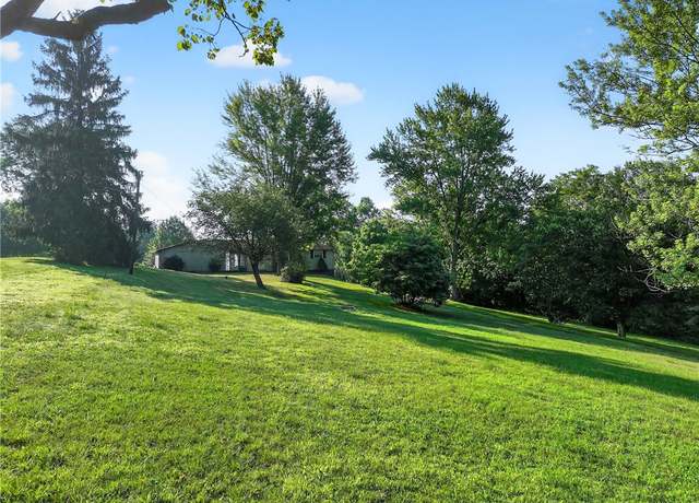 Property at 338 Tulip Dr, New Sewickley Twp, PA 15066, 2 beds, 1 bath