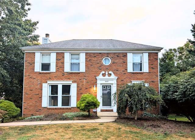 Property at 1605 Forest Ridge Dr, Franklin Park, PA 15237, 4 beds, 2.5 baths
