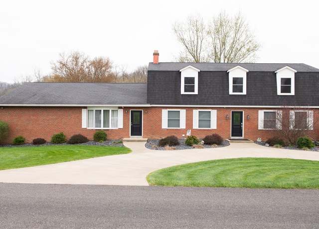 Property at 205 Crago Ave, Waynsbrg/frankln Twp, PA 15370, 4 beds, 2.5 baths
