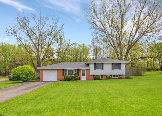 Property at 147 Shadyrest Rd, Franklin Twp, PA 16117, 3 beds, 1 bath