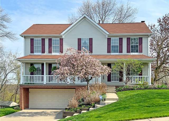 Property at 827 Boulder Dr, Bethel Park, PA 15102, 4 beds, 2.5 baths