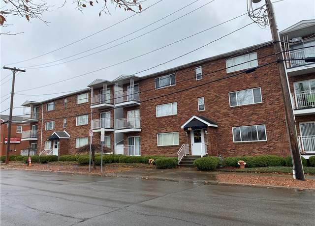 Property at 310 Sims St Unit B5, Ellwood City - Law, PA 16117, 2 beds, 1 bath