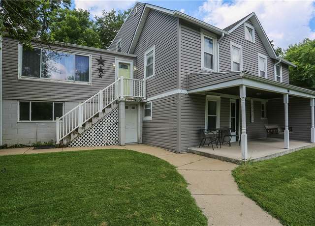 Property at 866 Connolly Ave, South Park, PA 15236, 4 beds, 2 baths