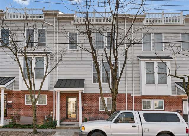 Property at 2802 Jane St, South Side, PA 15203, 3 beds, 2.5 baths