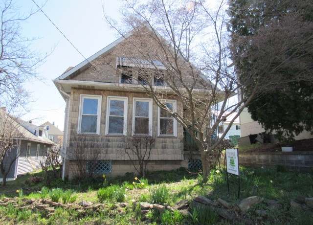 Property at 129 J St, Greater Johnstown School District, PA 15906, 3 beds, 1.5 baths