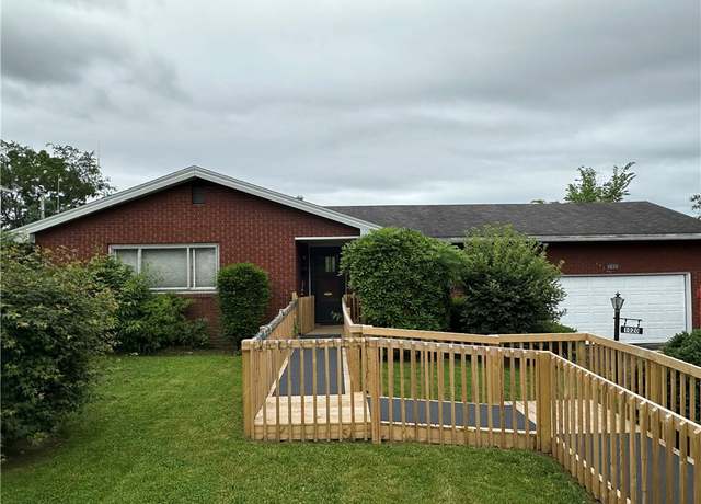 Property at 1020 Grove St. Ext, Hempfield Twp - Wml, PA 15601, 3 beds, 2 baths