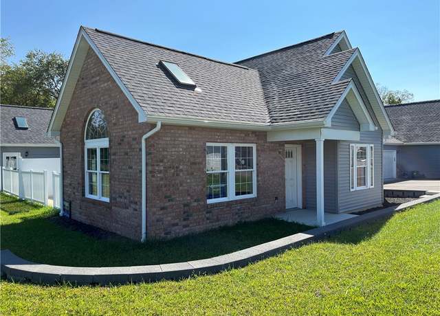 Property at 112 White Fox Ct #32, North Sewickley Twp, PA 16117, 2 beds, 3 baths
