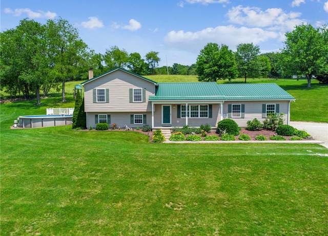 Property at 142 Poorbaugh Rd, Bullskin Twp, PA 15425, 3 beds, 2 baths