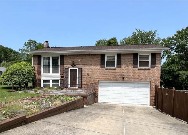 Property at 501 Clarendon St, O'hara, PA 15238, 3 beds, 1.5 baths