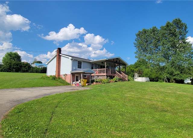 Property at 1433 W Pitt St, Jennerstown Boro, PA 15547, 2 beds, 2 baths