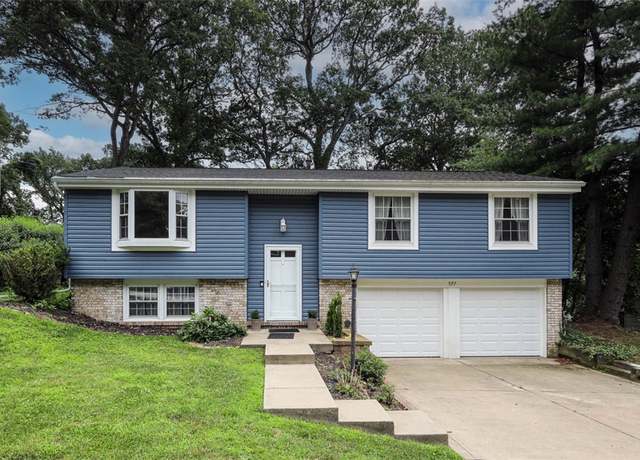 Property at 577 Surfside Dr, Plum Boro, PA 15239, 3 beds, 2 baths