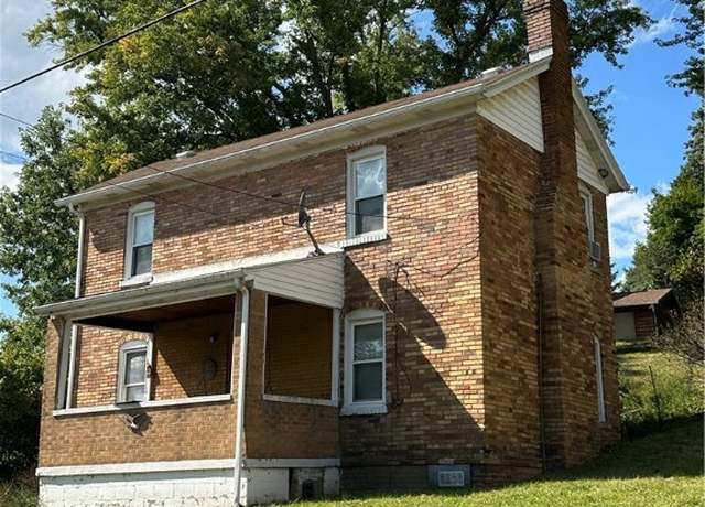 Property at 922 Oak St, Marianna Boro, PA 15345, 2 beds, 1 bath