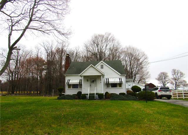 Property at 1109 Lawsonham Rd, Rimersburg, PA 16248, 3 beds, 1.5 baths