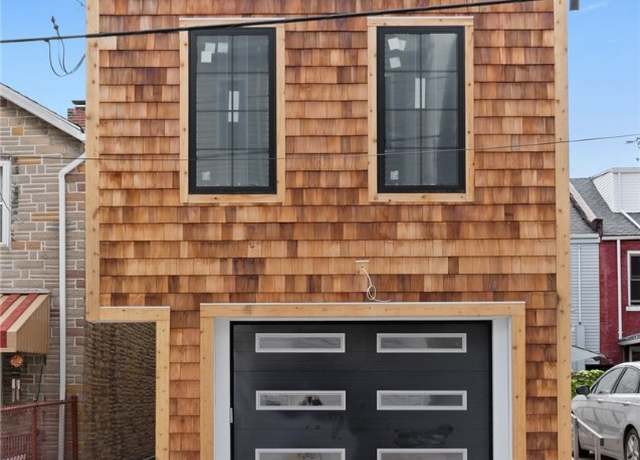 Property at 183 S 16th St, South Side, PA 15203, 3 beds, 3.5 baths