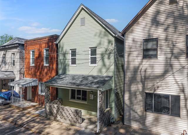 Property at 5611 Wickliff St, Lawrenceville, PA 15201, 3 beds, 1.5 baths