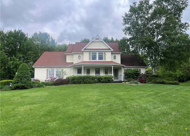Property at 1236 Brandywine Dr, Hermitage, PA 16148, 4 beds, 2.5 baths