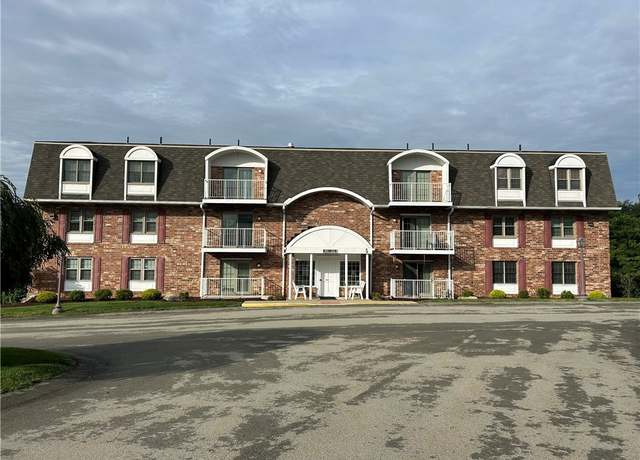 Property at 509 Clubhouse Dr, South Strabane, PA 15301, 2 beds, 2 baths