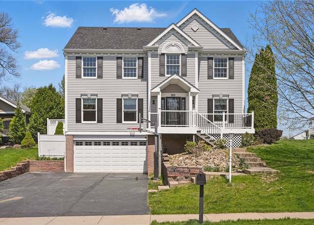 Property at 223 Crimson Dr, Ohio Twp, PA 15237, 4 beds, 2.5 baths