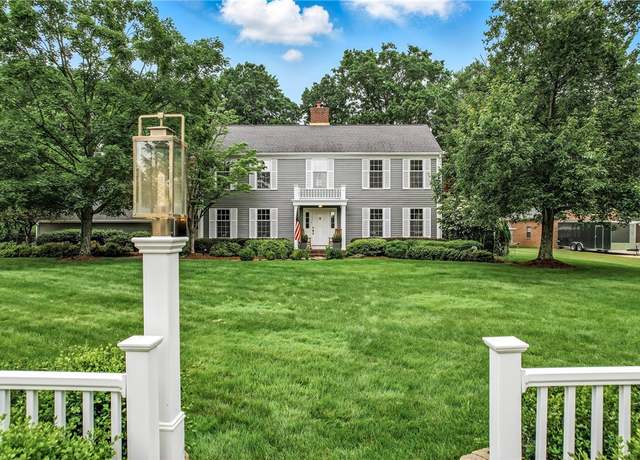 Property at 805 Westminster Rd, Hermitage, PA 16148, 4 beds, 3 baths