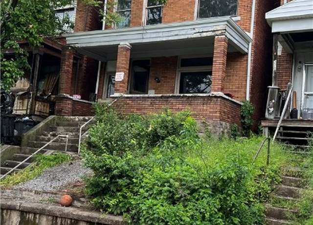 Property at 222 Luray St, Perry Hilltop, PA 15214, 4 beds, 1 bath