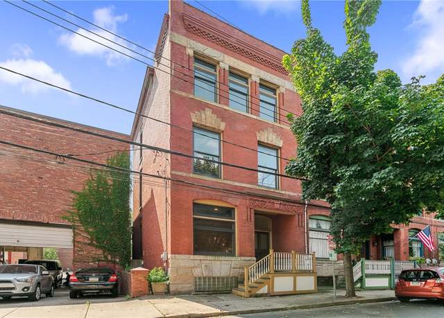 Property at 423 Lockhart St, East Allegheny, PA 15212, 4 beds, 2.5 baths