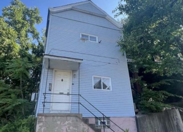 Property at 5437 Rosetta St, Garfield, PA 15206, 2 beds, 1 bath