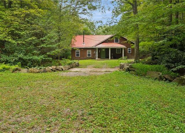 Property at 819 Pioneer Rd, Milford Twp, PA 15557, 4 beds, 2 baths