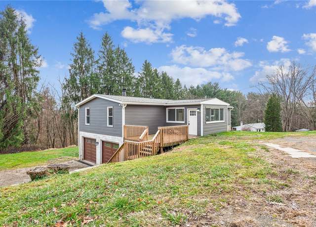 Property at 345 Steele Rd, Loyalhanna, PA 15684, 3 beds, 2 baths