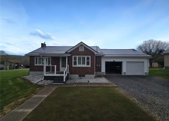 Property at 97 West Washington St, New Bethlehem, PA 16242, 2 beds, 1 bath
