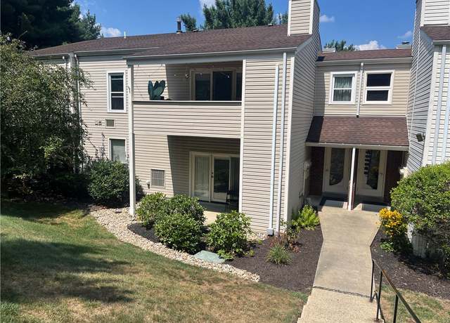Property at 1209 Kenzie Dr, Robinson Twp - Nwa, PA 15205, 2 beds, 2 baths