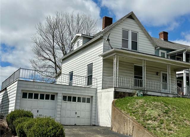 Property at 149 N West St, Waynsbrg/frankln Twp, PA 15370, 2 beds, 1.5 baths