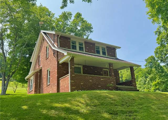 Property at 4404 Hollow Rd, Shenango Twp - Law, PA 16101, 3 beds, 1.5 baths