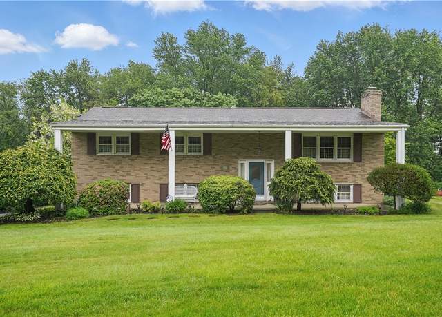 Property at 146 Tower Ln, Daugherty Twp, PA 15066, 3 beds, 2 baths