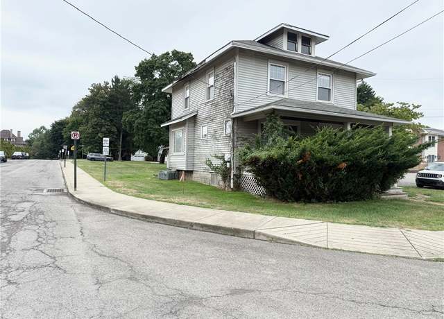 Property at 320 Reis St, New Castle/2nd, PA 16101, 3 beds, 1 bath
