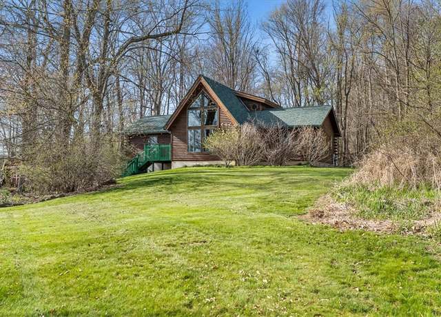 Property at 202 Reiber Rd, Connoquenessing Twp, PA 16053, 3 beds, 2.5 baths