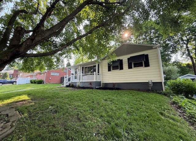 Property at 327 Mount Vernon Dr, Ellwood City - Law, PA 16117, 2 beds, 1 bath