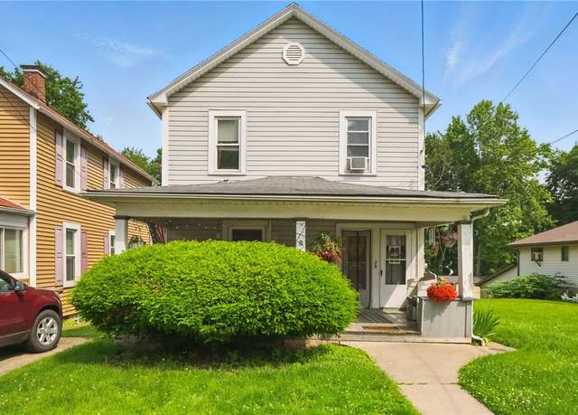 Property at 422 Glen Ave, Ellwood City - Law, PA 16117, 2 beds, 2 baths